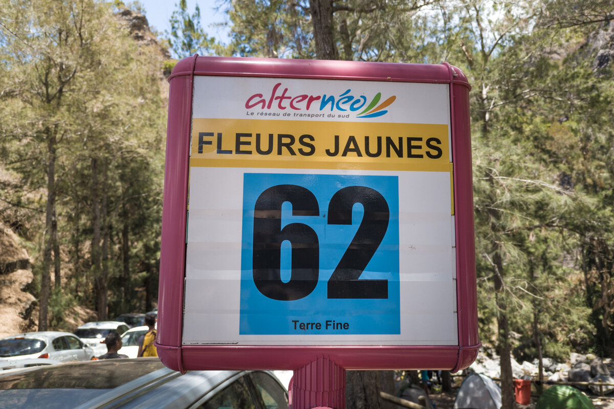 Panneau de la ligne 62 du bus à Cilaos